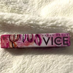Urban Decay lip plumping shine balm - Secret Menu